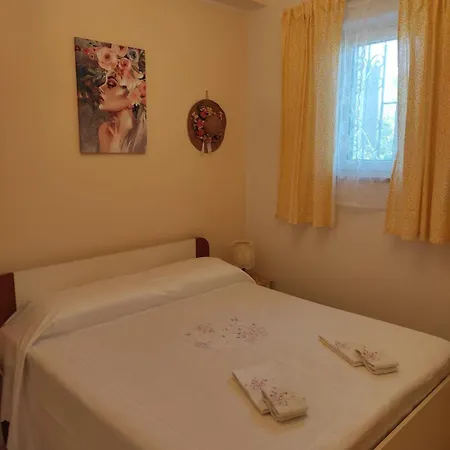 Casa Di Alma Lanuvio